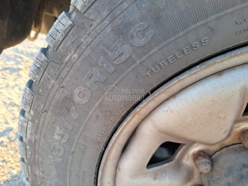 Toyota Hi-Ace 150 2.5 D 4x4