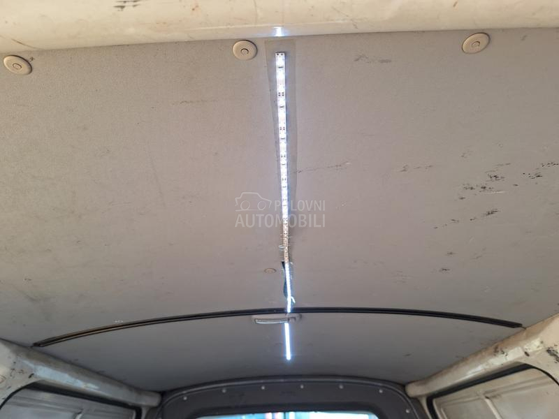 Toyota Hi-Ace 150 2.5 D 4x4