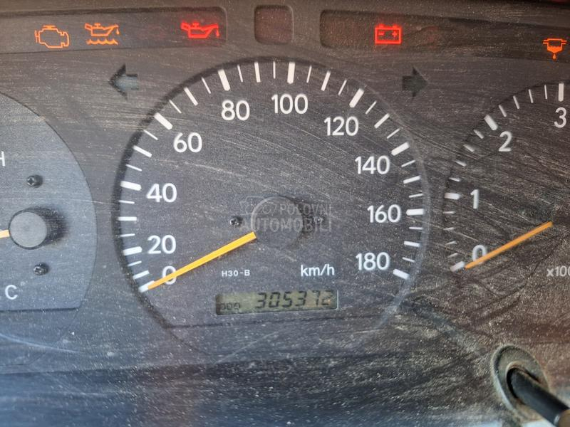 Toyota Hi-Ace 150 2.5 D 4x4