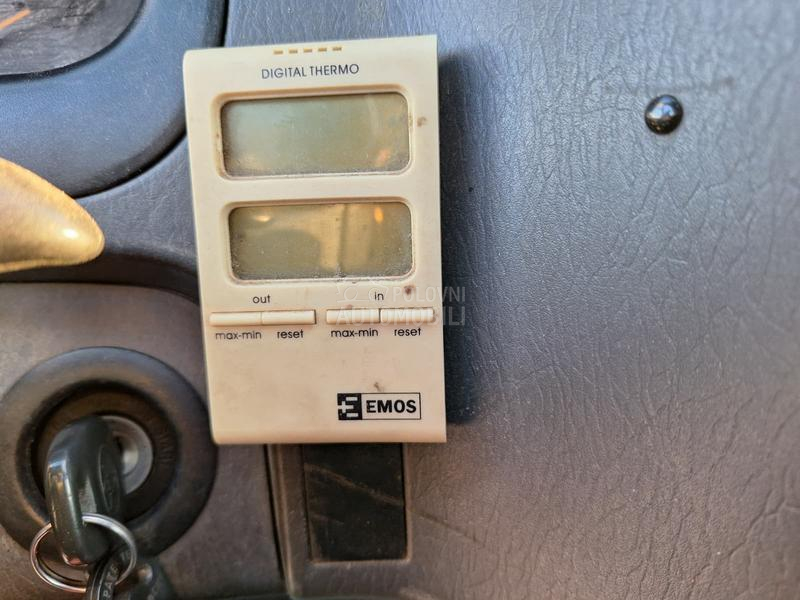 Toyota Hi-Ace 150 2.5 D 4x4