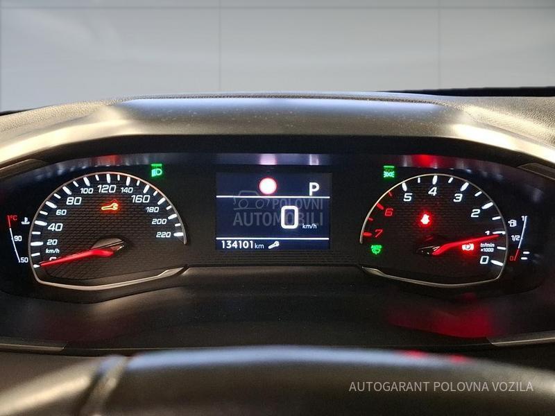 Peugeot 2008 1.2 ACTIVE A/T