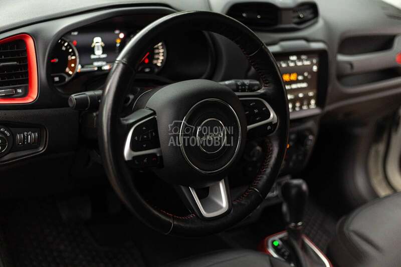 Jeep Renegade TRAILHAWK