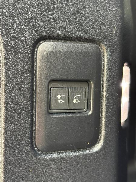 Land Rover Defender 3.0 mild hybrid