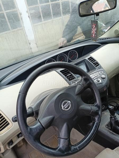 Nissan Primera 