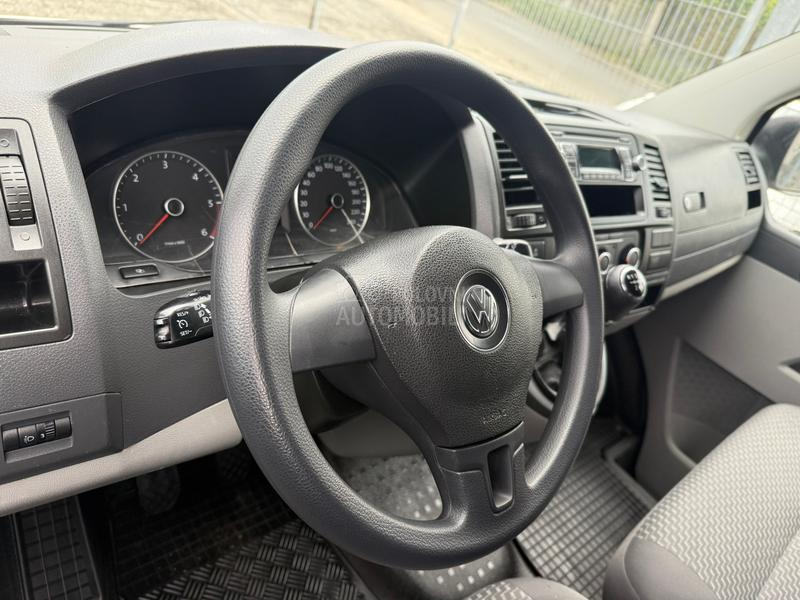 Volkswagen Transporter T5 2,0tdi long L2H1 org km