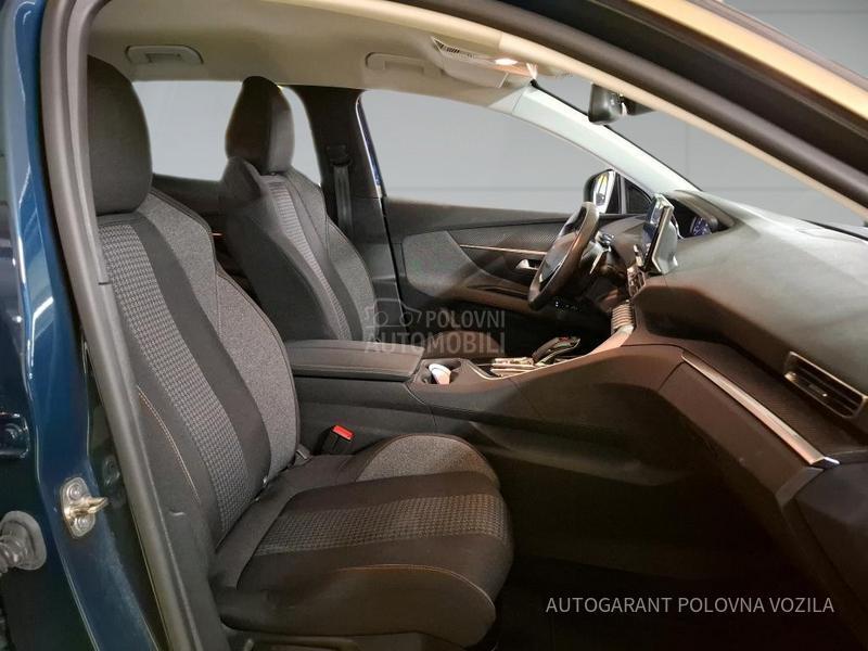 Peugeot 3008 1.2 ACTIVE A/T