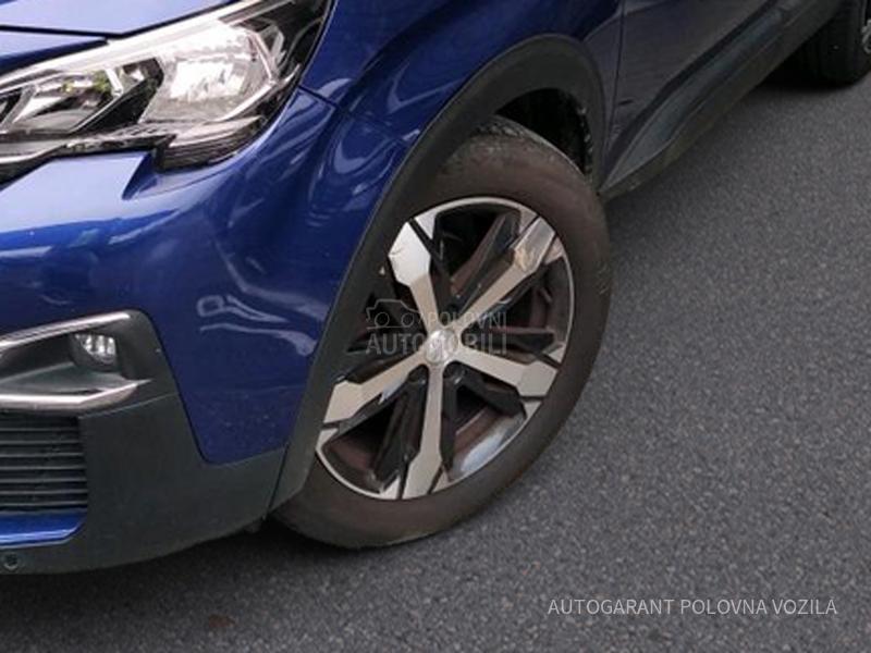 Peugeot 3008 1.2 ACTIVE A/T