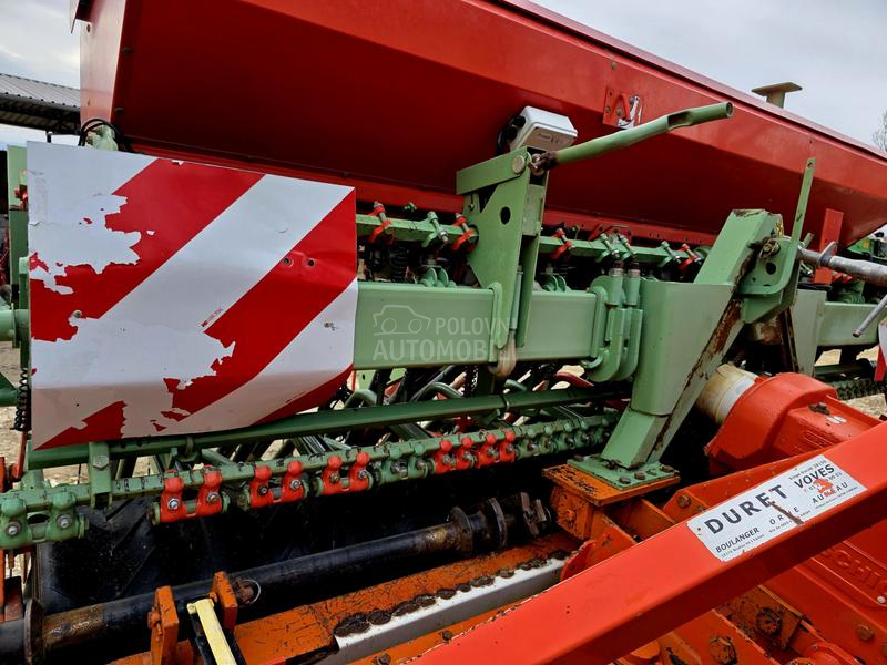 Maschio machino kuhn Nodet