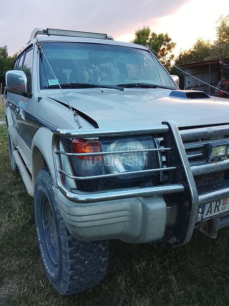 Mitsubishi Pajero 