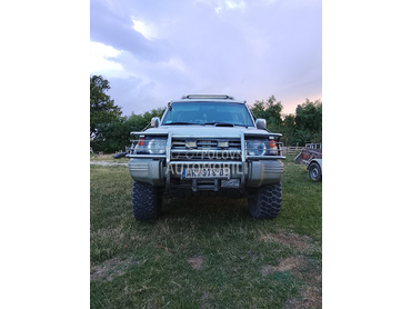 Mitsubishi Pajero 