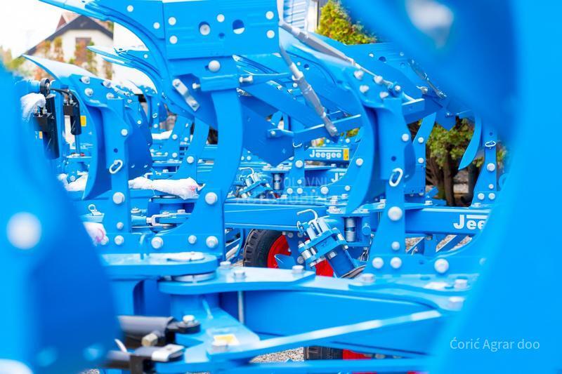 Jeegee Plugovi Obrtači