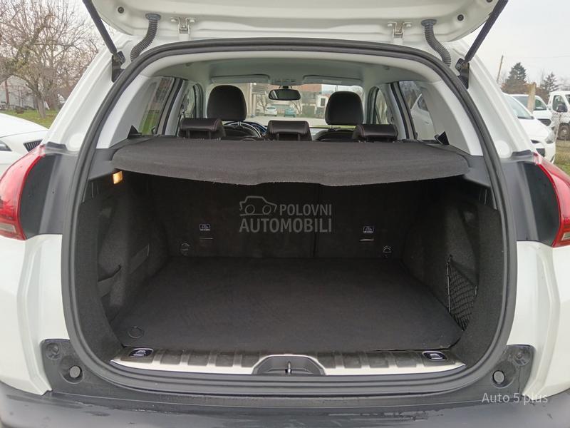 Peugeot 2008 1.2 ALLURE