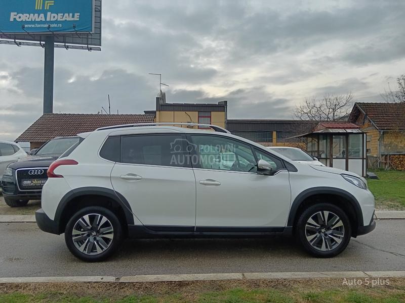 Peugeot 2008 1.2 ALLURE