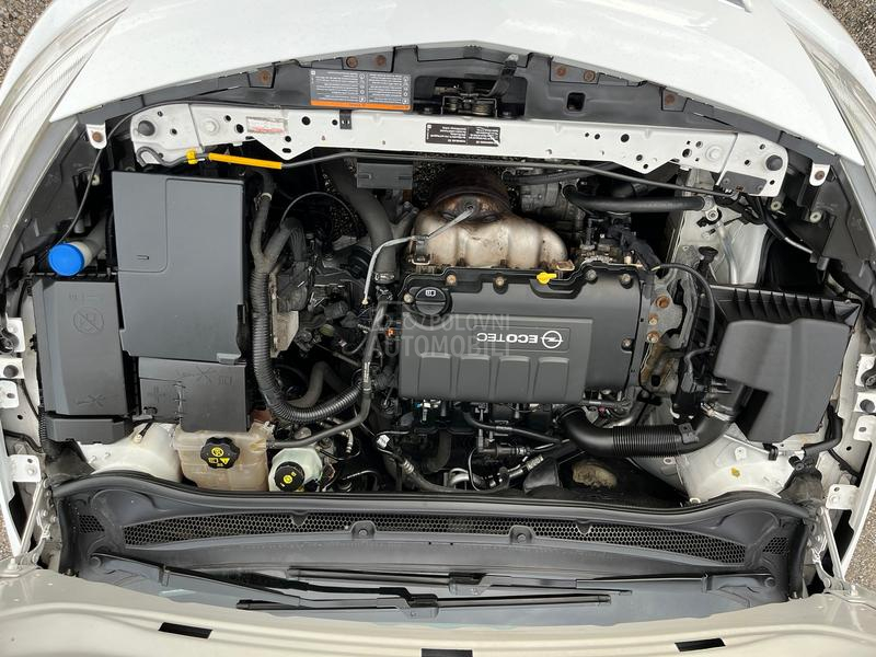 Opel Astra J 1.4 Ecotec