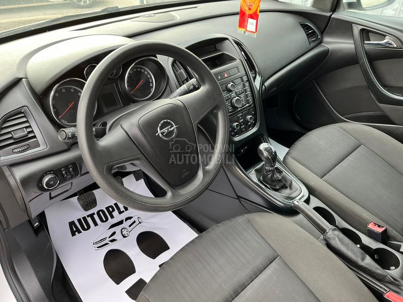 Opel Astra J 1.4 Ecotec