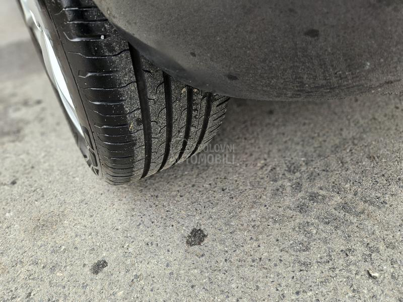 Opel Corsa D 1.4 nov nov