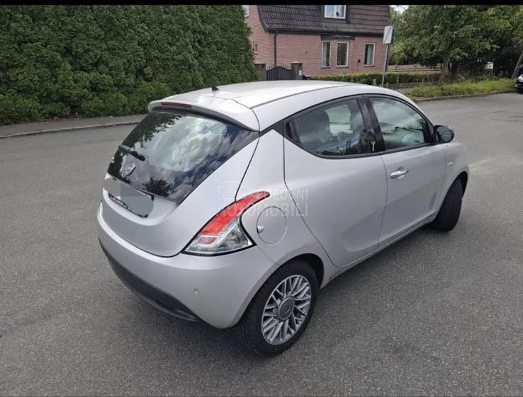 Lancia Ypsilon TwinAir-Gold paket