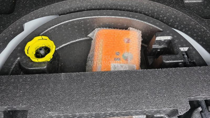 Peugeot 2008 1.6E HDI/ALLURE/AUT.