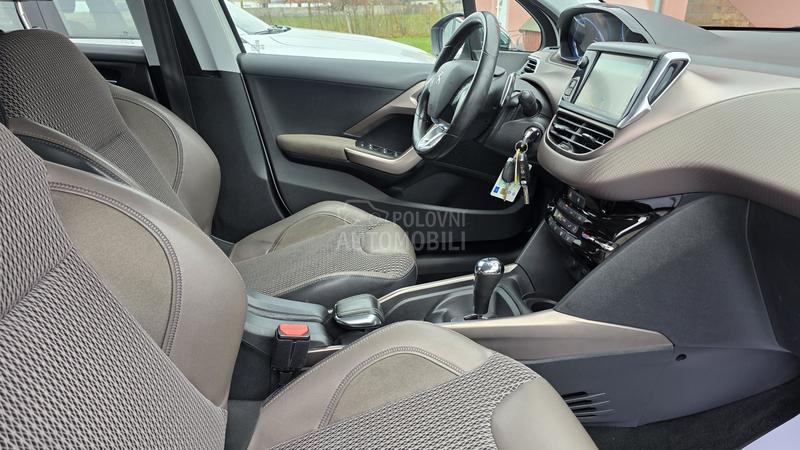 Peugeot 2008 1.6E HDI/ALLURE/AUT.