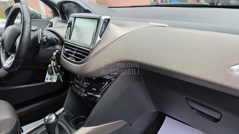 Peugeot 2008 1.6E HDI/ALLURE/AUT.