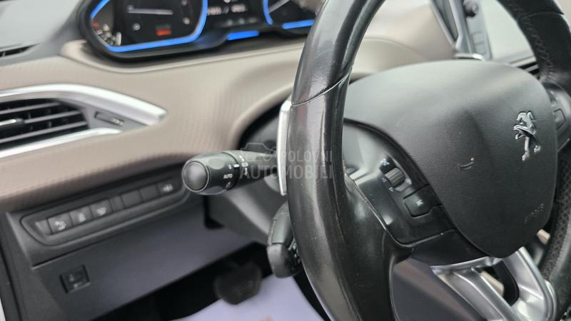 Peugeot 2008 1.6E HDI/ALLURE/AUT.