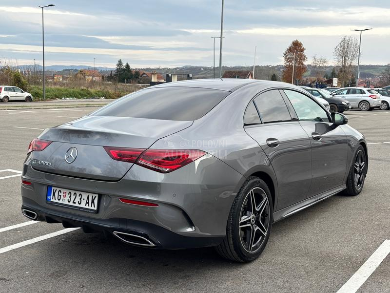 Mercedes Benz CLA 200 