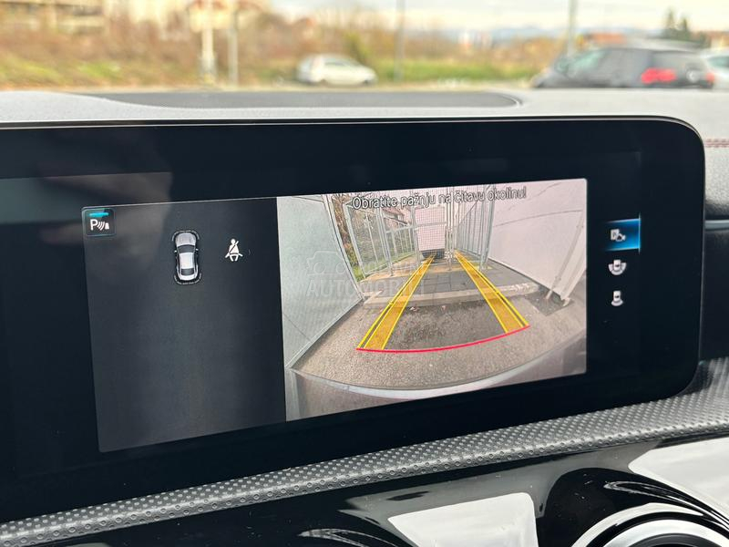 Mercedes Benz CLA 200 