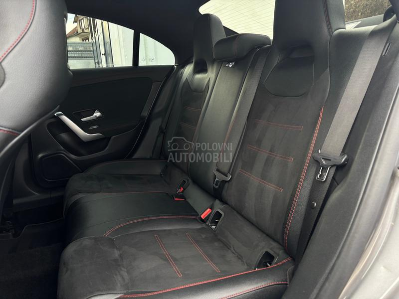Mercedes Benz CLA 200 