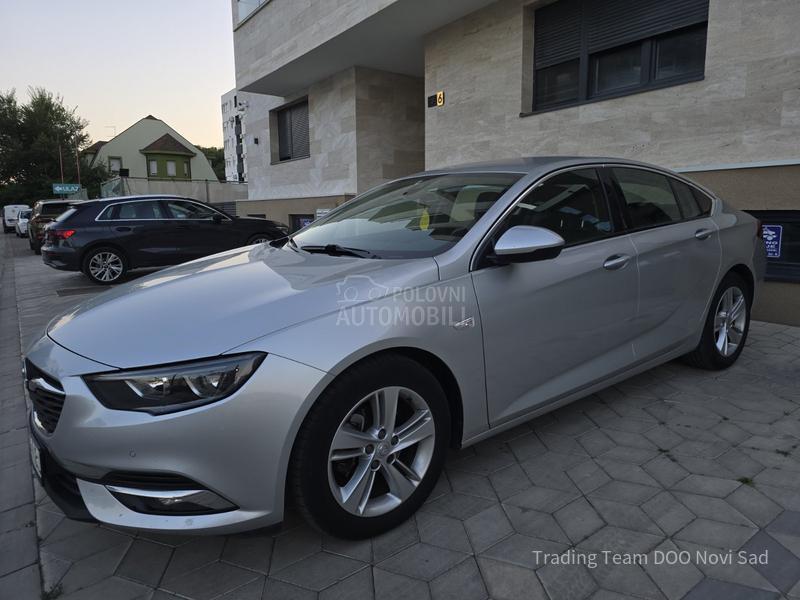 Opel Insignia 1.6 CDTI