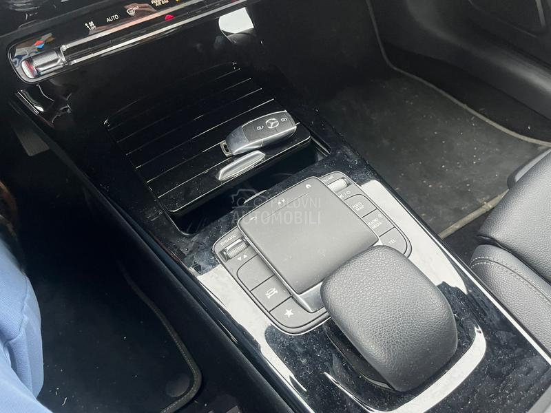 Mercedes Benz A 200 4 matic