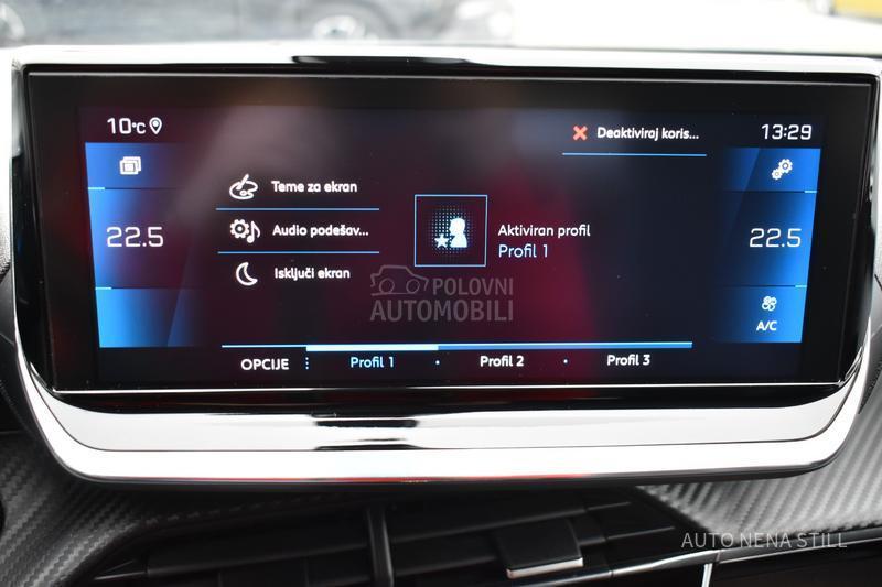 Peugeot 2008 1.5 HDI  MT