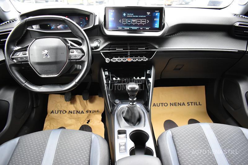 Peugeot 2008 1.5 HDI  MT