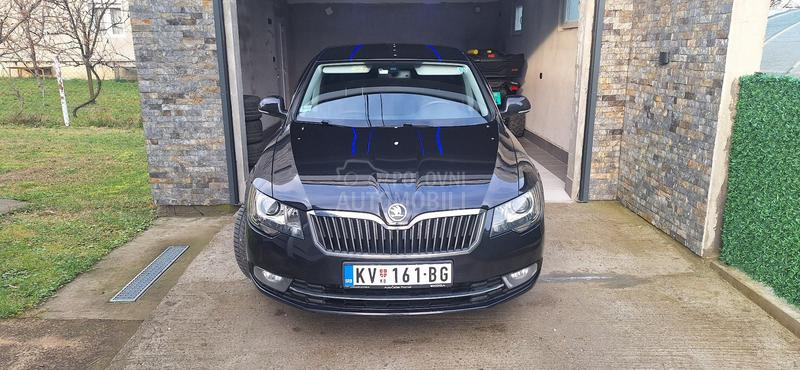 Škoda Superb eleganc