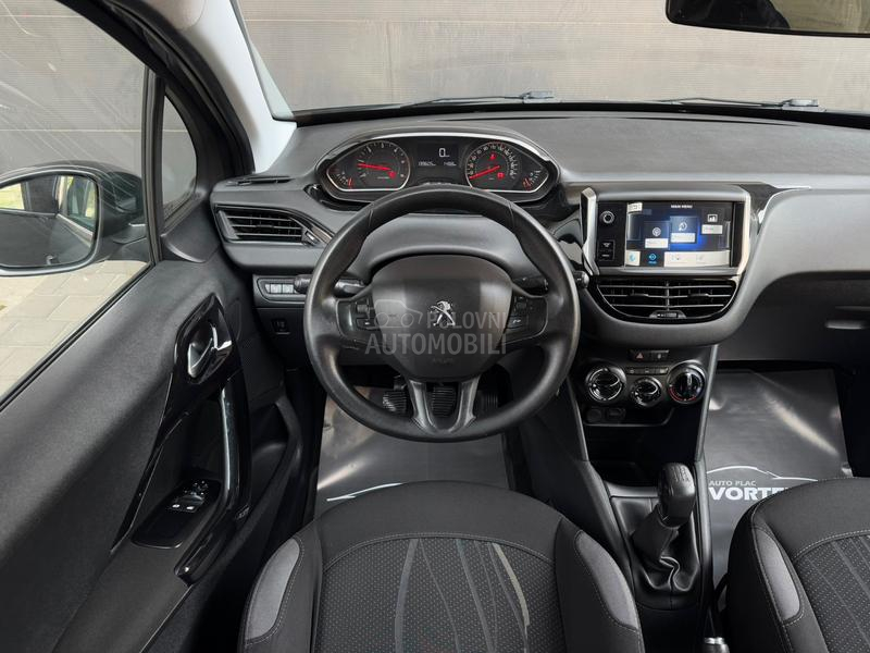 Peugeot 208 1.4 hdi