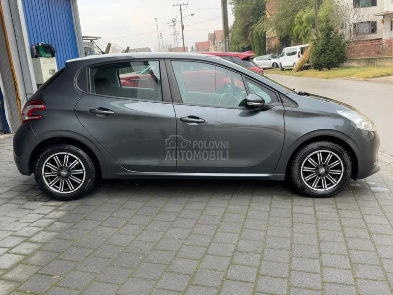 Peugeot 208 1.4 hdi