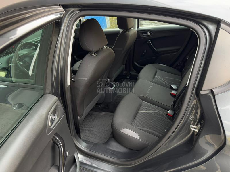 Peugeot 208 1.4 hdi