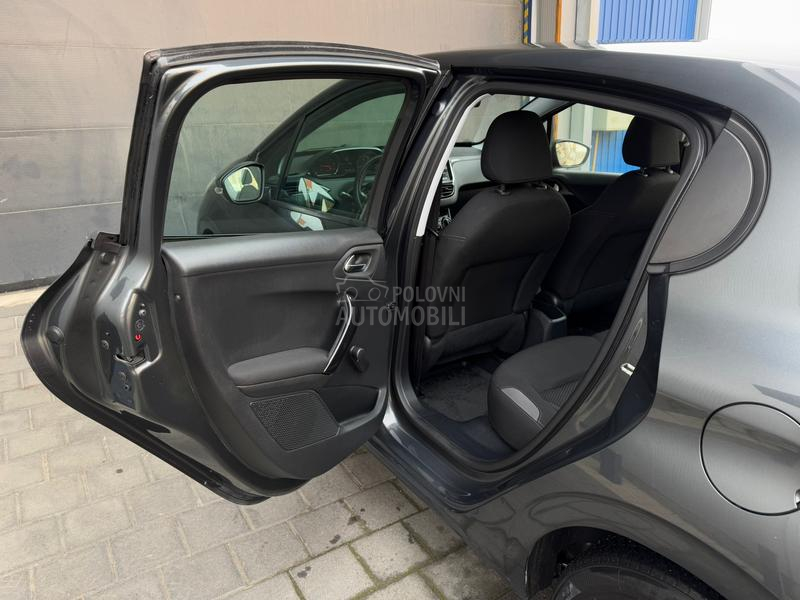 Peugeot 208 1.4 hdi