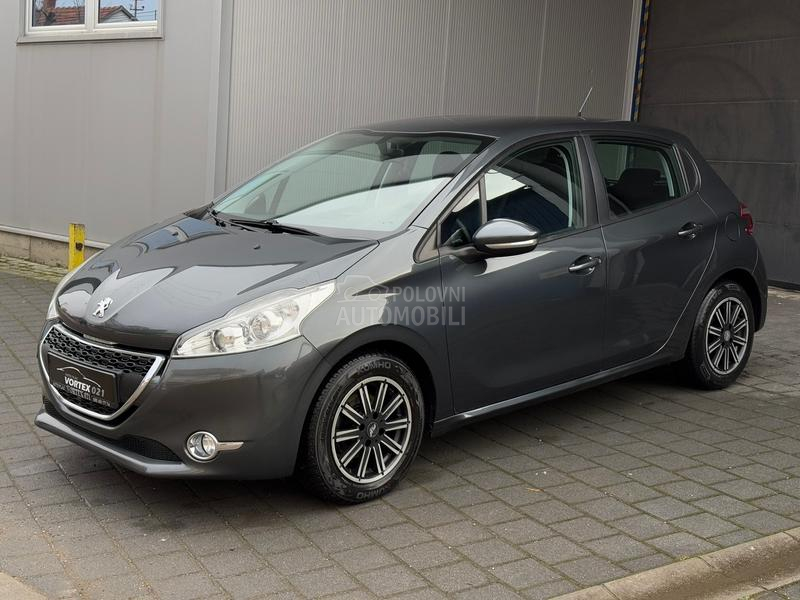 Peugeot 208 1.4 hdi
