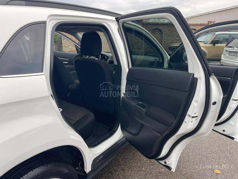 Mitsubishi ASX 4WD P A N O R A M A