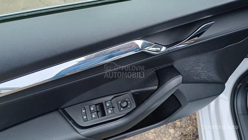 Škoda Octavia 1.5 TSI STYLE