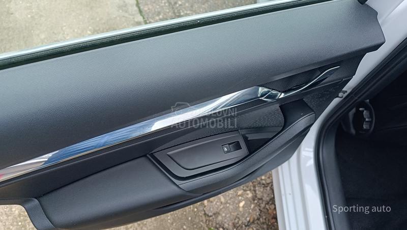 Škoda Octavia 1.5 TSI STYLE