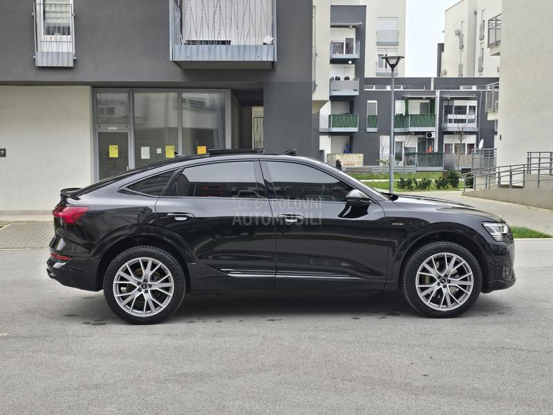 Audi e-tron S line sportback