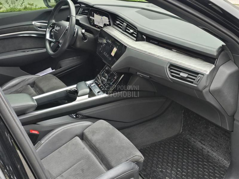 Audi e-tron S line sportback