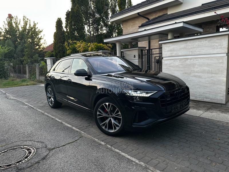 Audi Q8 
