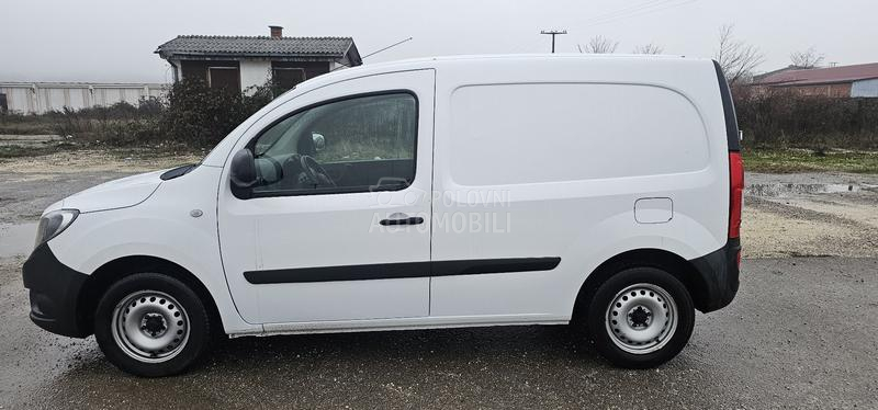 Mercedes Benz Citan 109