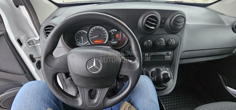 Mercedes Benz Citan 109