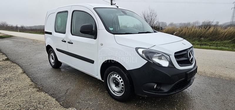 Mercedes Benz Citan 109