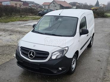 Mercedes Benz Citan 109