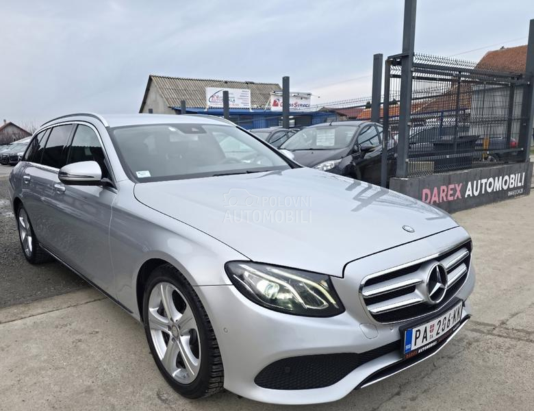 Mercedes Benz E 220 2.0 A.U.T.O.M.A.T.I