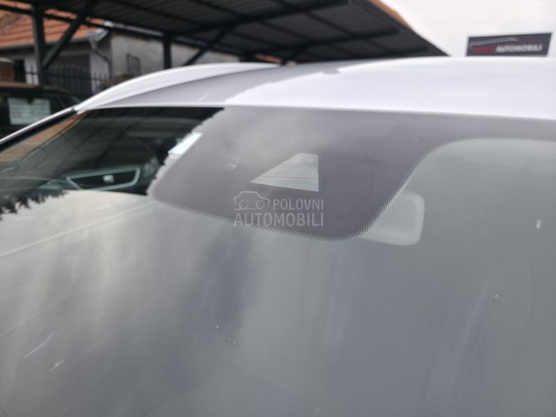 Mercedes Benz E 220 2.0 A.U.T.O.M.A.T.I